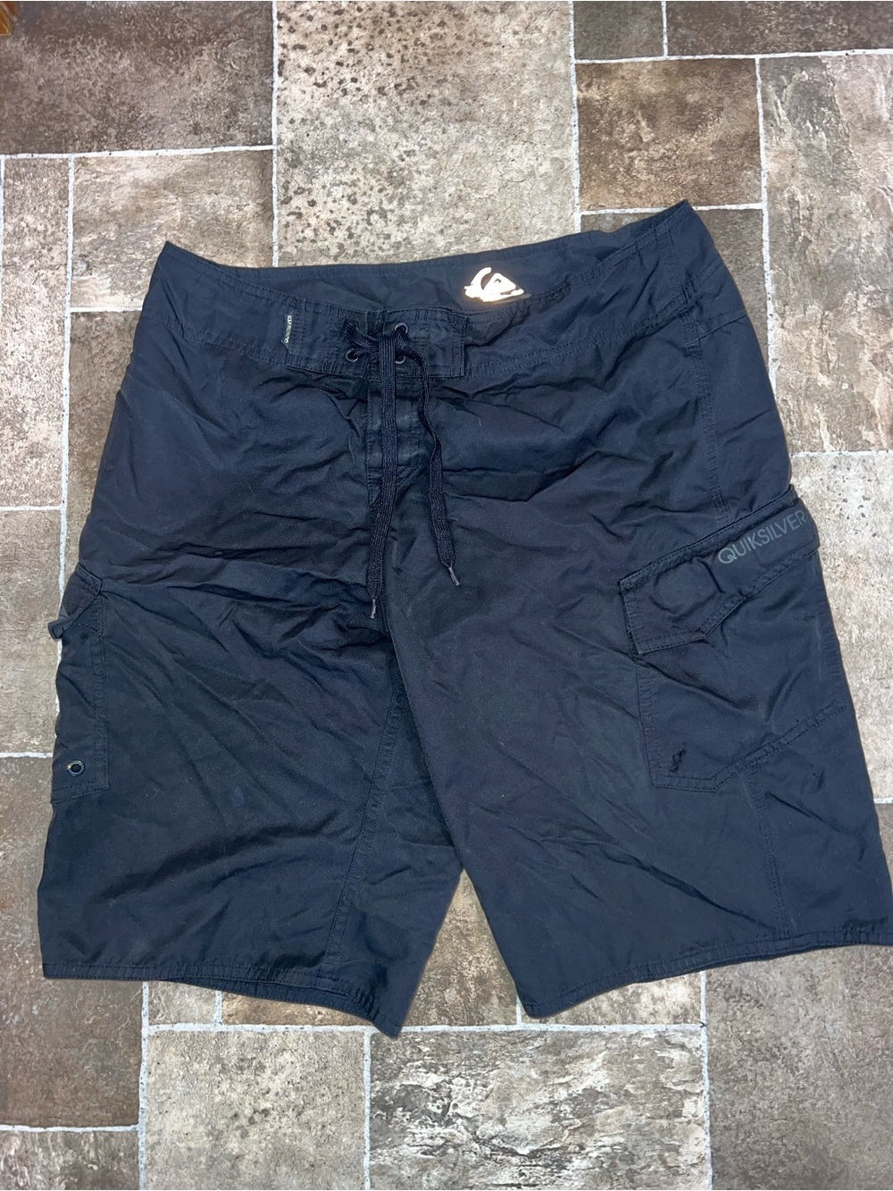 Quiksilver Men's Black Cargo Boardshorts
